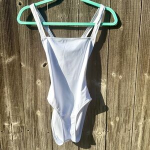 allSisters White One-Piece Swimsuit – Size Small
